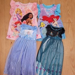 4 Disney princesses 👸 sleep gowns